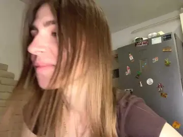 AshantiBadolato  live sex cam