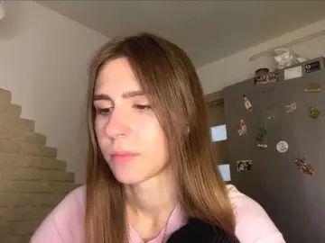 AshantiBadolato  live sex cam