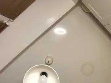 AshantiBadolato  live sex cam