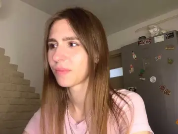 AshantiBadolato  live sex cam