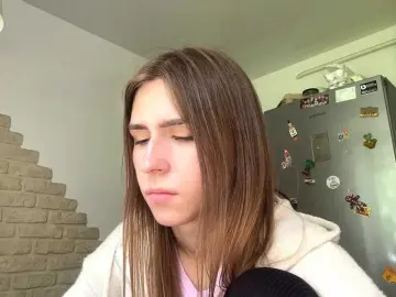 AshantiBadolato  live sex cam