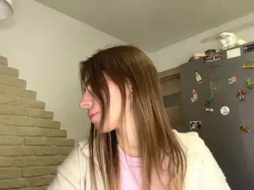AshantiBadolato  live sex cam