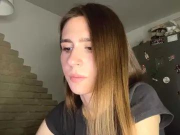 AshantiBadolato  live sex cam