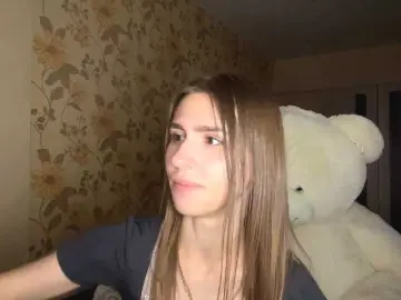 AshantiBadolato  live sex cam