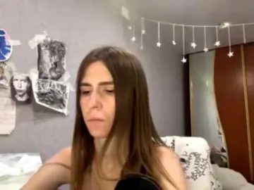 AshantiBadolato  live sex cam