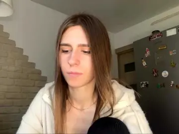 AshantiBadolato  live sex cam