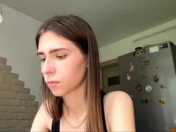 AshantiBadolato  live sex cam