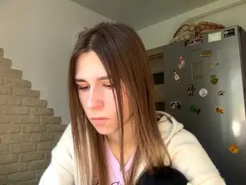 AshantiBadolato  live sex cam
