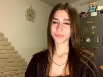 AshantiBadolato  live sex cam