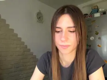 AshantiBadolato  live sex cam
