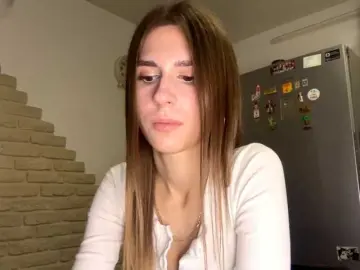 AshantiBadolato  live sex cam