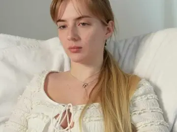 BarbieSize  live sex cam