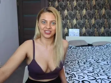 CarlaStaceeFun  live sex cam