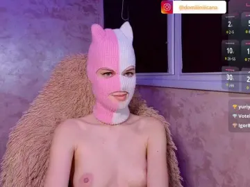Domiiiniiicana  live sex cam