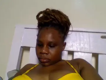 Ebonitah  live sex cam