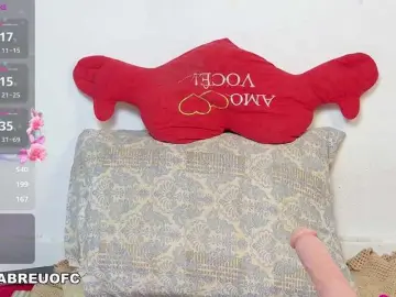 Geozinhaa  live sex cam