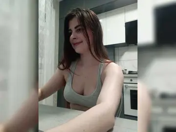 NatalieKing  live sex cam