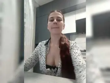 NatalieKing  live sex cam