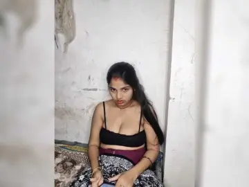 Tunnidelhi  live sex cam