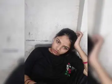 Tunnidelhi  live sex cam