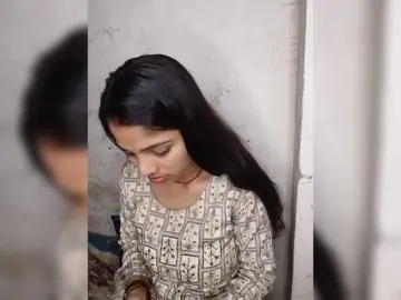 Tunnidelhi  live sex cam