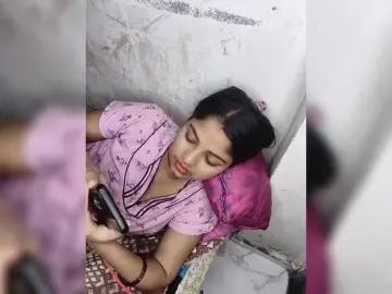 Tunnidelhi  live sex cam