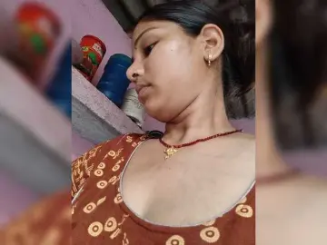 Tunnidelhi  live sex cam