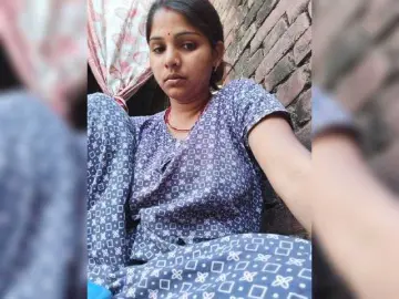 Tunnidelhi  live sex cam