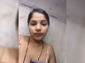 Tunnidelhi  live sex cam