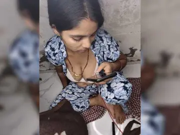 Tunnidelhi  live sex cam