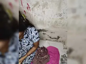 Tunnidelhi  live sex cam