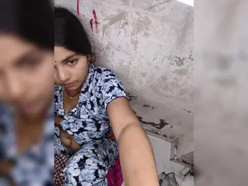 Tunnidelhi  live sex cam