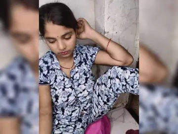Tunnidelhi  live sex cam