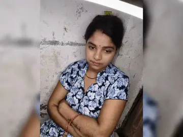 Tunnidelhi  live sex cam