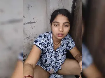 Tunnidelhi  live sex cam