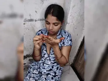 Tunnidelhi  live sex cam
