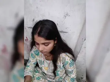Tunnidelhi  live sex cam