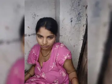 Tunnidelhi  live sex cam