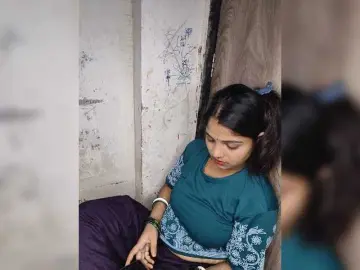 Tunnidelhi  live sex cam