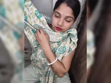 Tunnidelhi  live sex cam