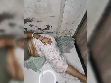 Tunnidelhi  live sex cam