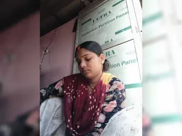 Tunnidelhi  live sex cam
