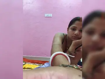 Tunnidelhi  live sex cam