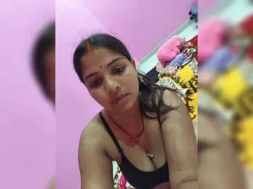 Tunnidelhi  live sex cam