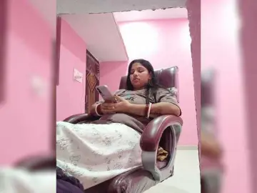 Tunnidelhi  live sex cam