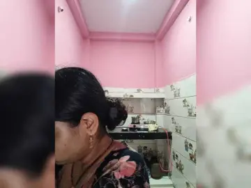 Tunnidelhi  live sex cam