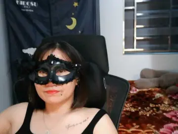 Girl30slutty  live sex cam