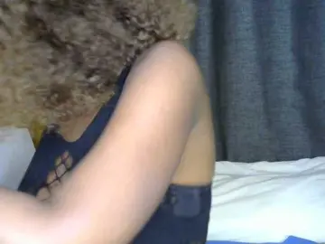 Goddess-soriyah  live sex cam