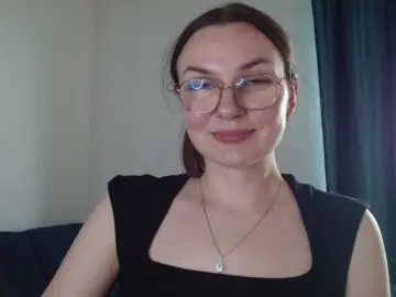 Ellyxcute  live sex cam