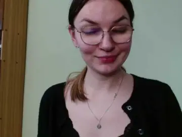 Ellyxcute  live sex cam